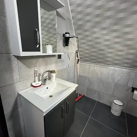 Lalin Aparthotel *
